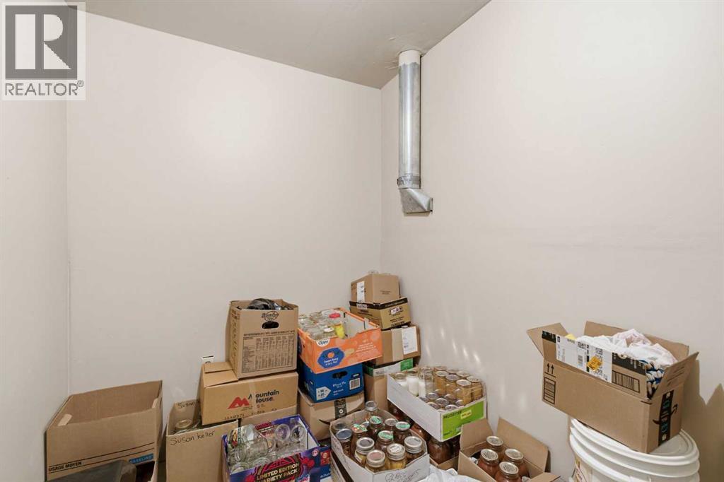 4646 80 Street NW - photo 27
