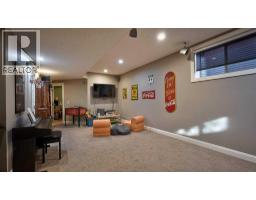 2211A 33 Street SW - photo 20