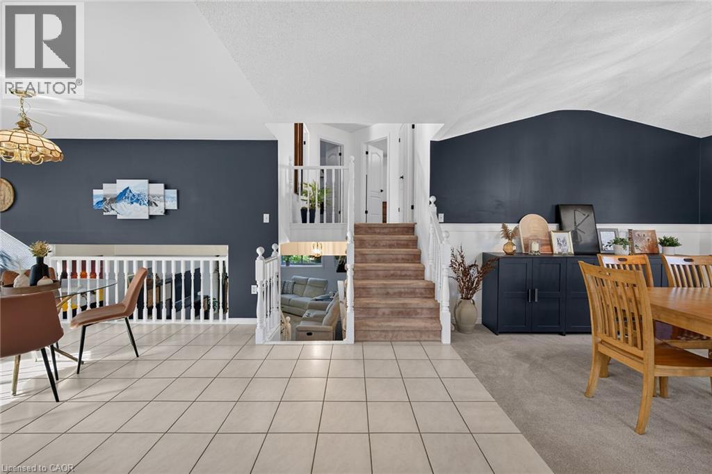 37 GLENHOLLOW Drive, Hamilton — photo 11