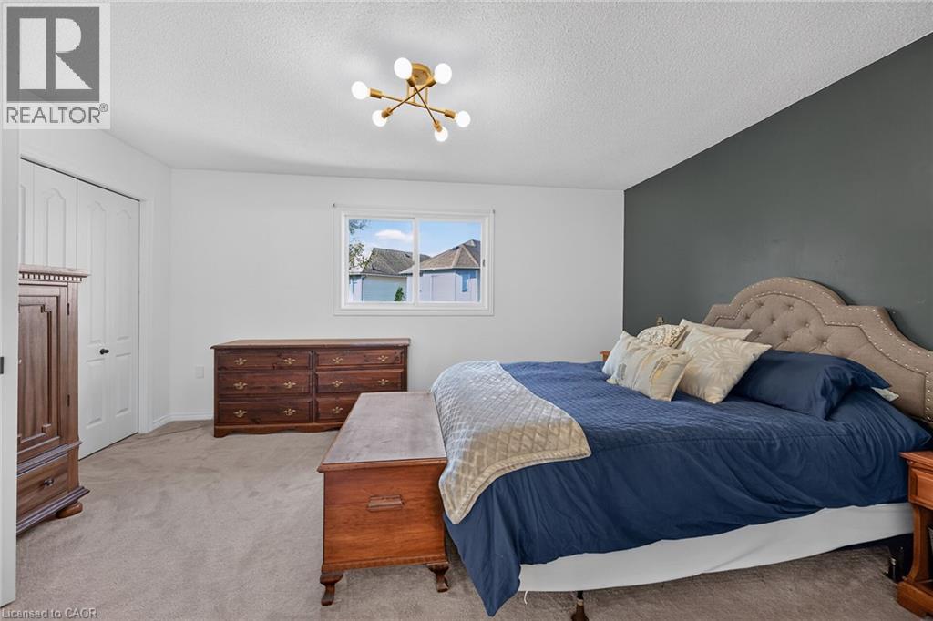 37 Glenhollow Drive — photo 19