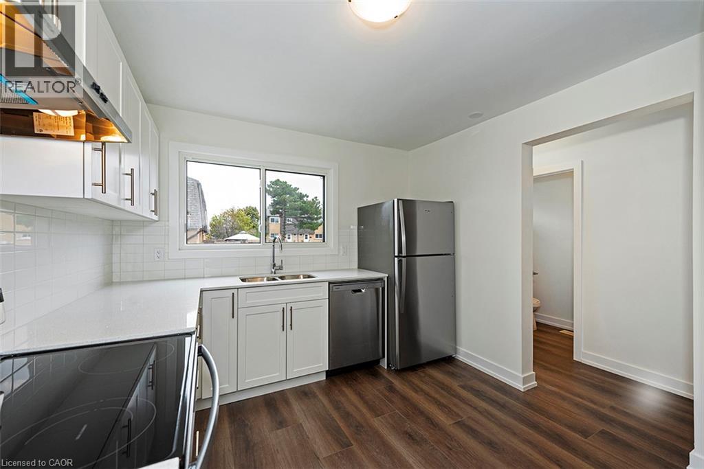 20 ANNA CAPRI Drive Unit# 3, Hamilton — photo 11