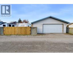 85 West Mcdougal Road, Cochrane, AB T4C1P9 Photo 45