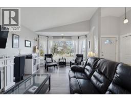 Bedroom - 85 West Mcdougal Road, Cochrane, AB T4C1P9 Photo 6