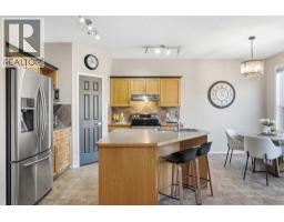 3pc Bathroom - 19 Chapman Way Se, Calgary, AB T2X3R1 Photo 12