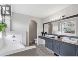 19 Chapman Way Se, Calgary, AB T2X3R1 Photo 28