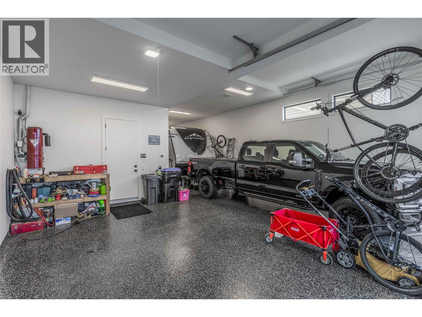 1592 Carnegie Street - 20