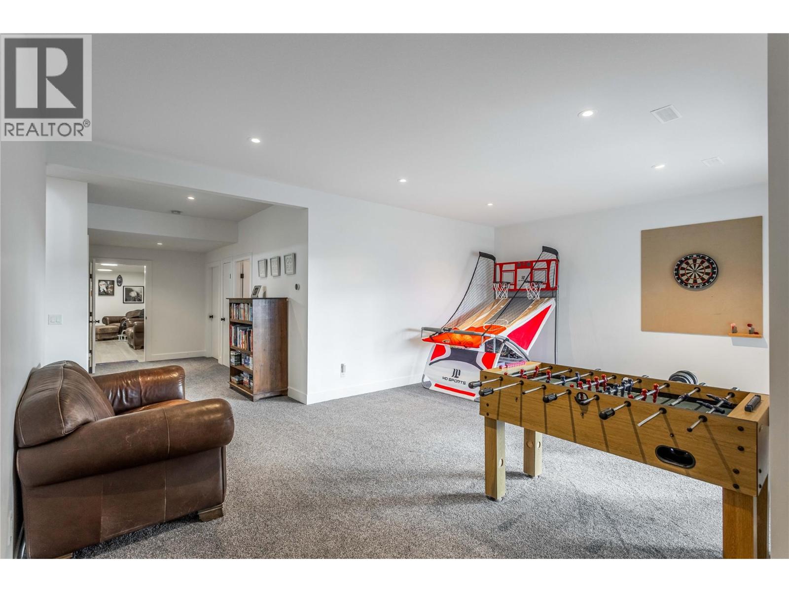 1592 Carnegie Street - 45