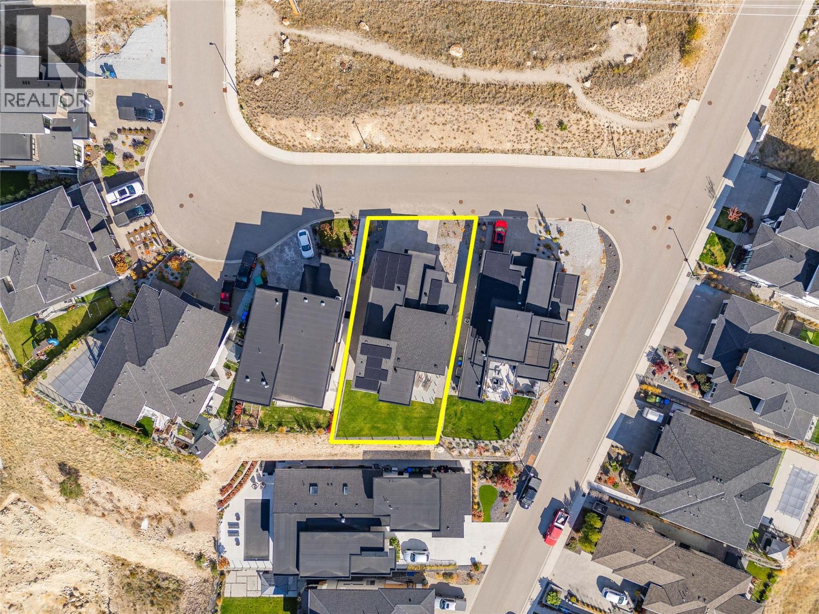 1592 Carnegie Street - 68