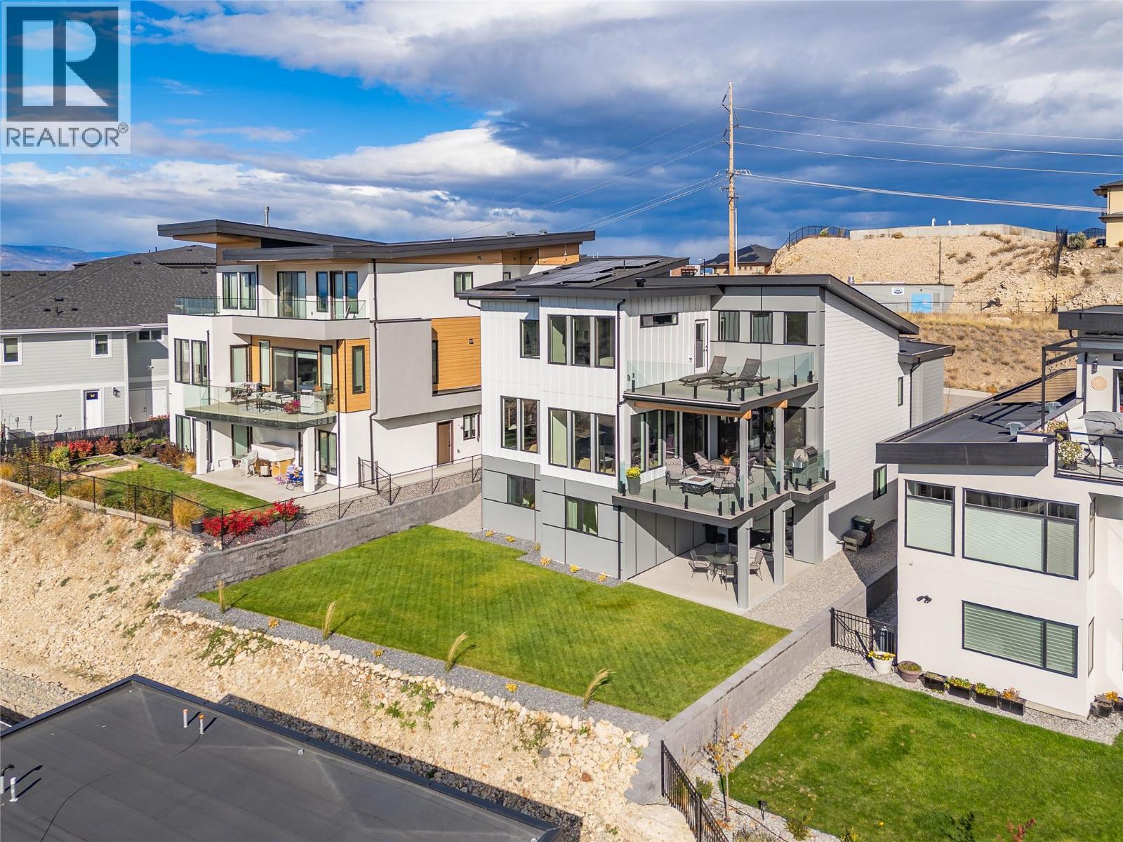 1592 Carnegie Street - 72
