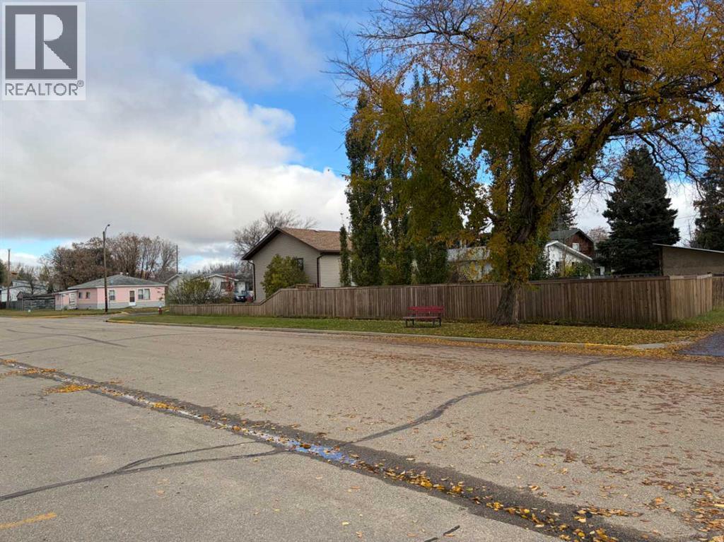 4945 59 Avenue - 14