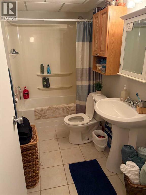 4945 59 Avenue - 7