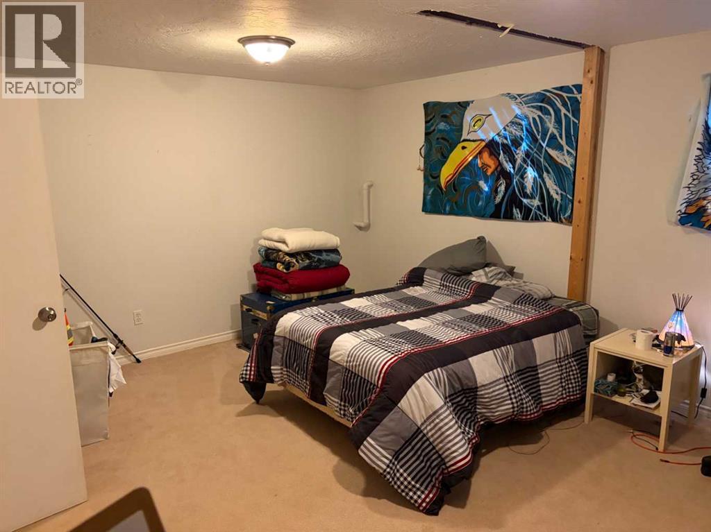 4945 59 Avenue - 9