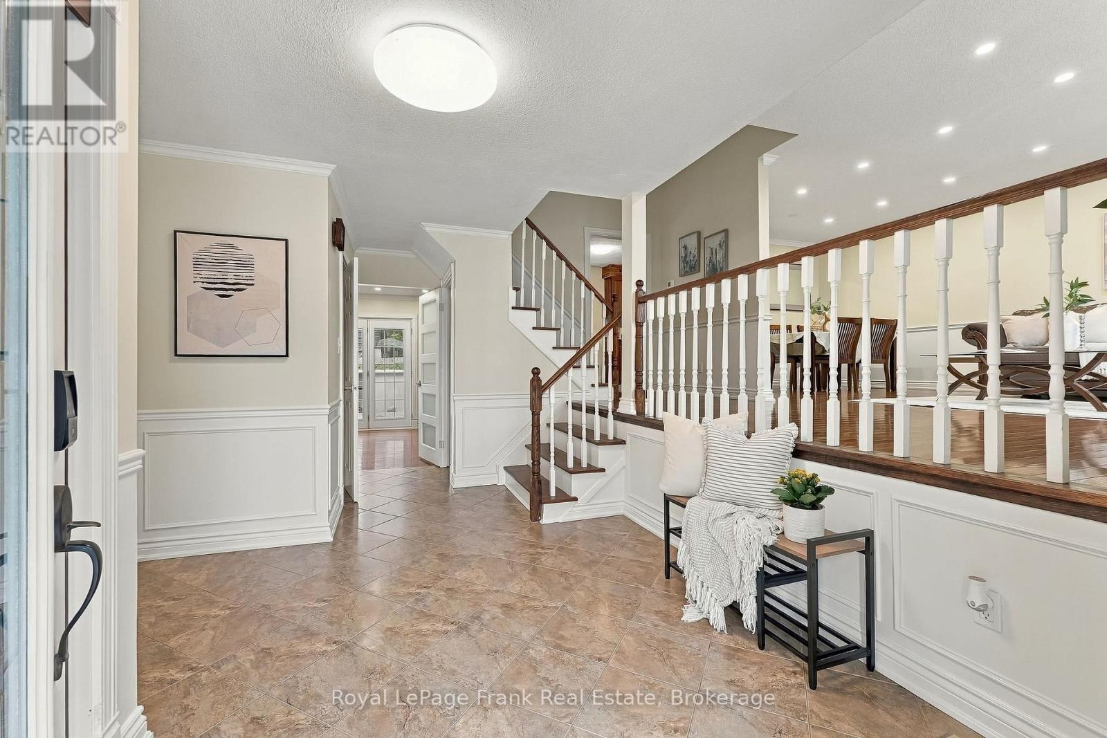 15 HILLIER STREET - 4
