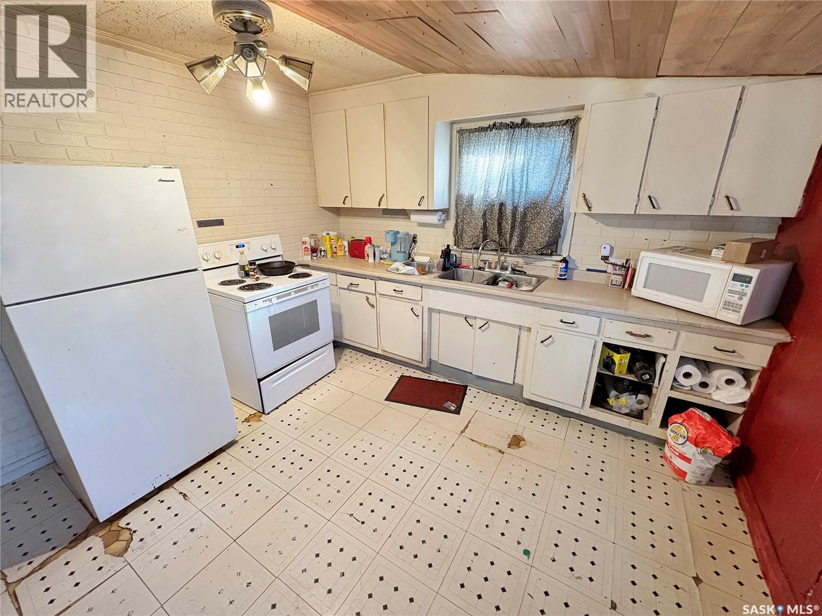 310 1st STREET E, Delisle — photo 6
