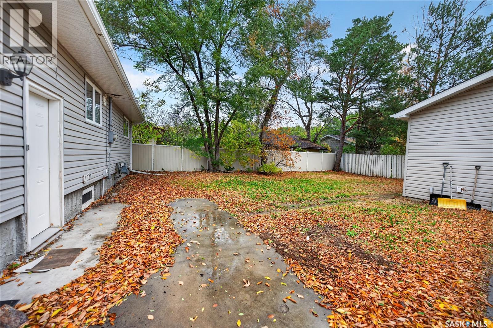 21 DUNNING CRESCENT, Regina — photo 18