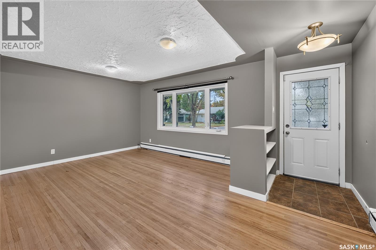 21 DUNNING CRESCENT, Regina — photo 4