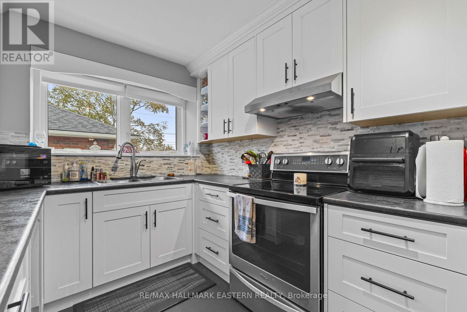 612 Crawford Drive, Peterborough, ON photo 12