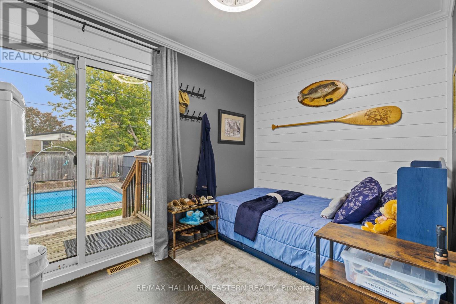 612 CRAWFORD DRIVE - 17
