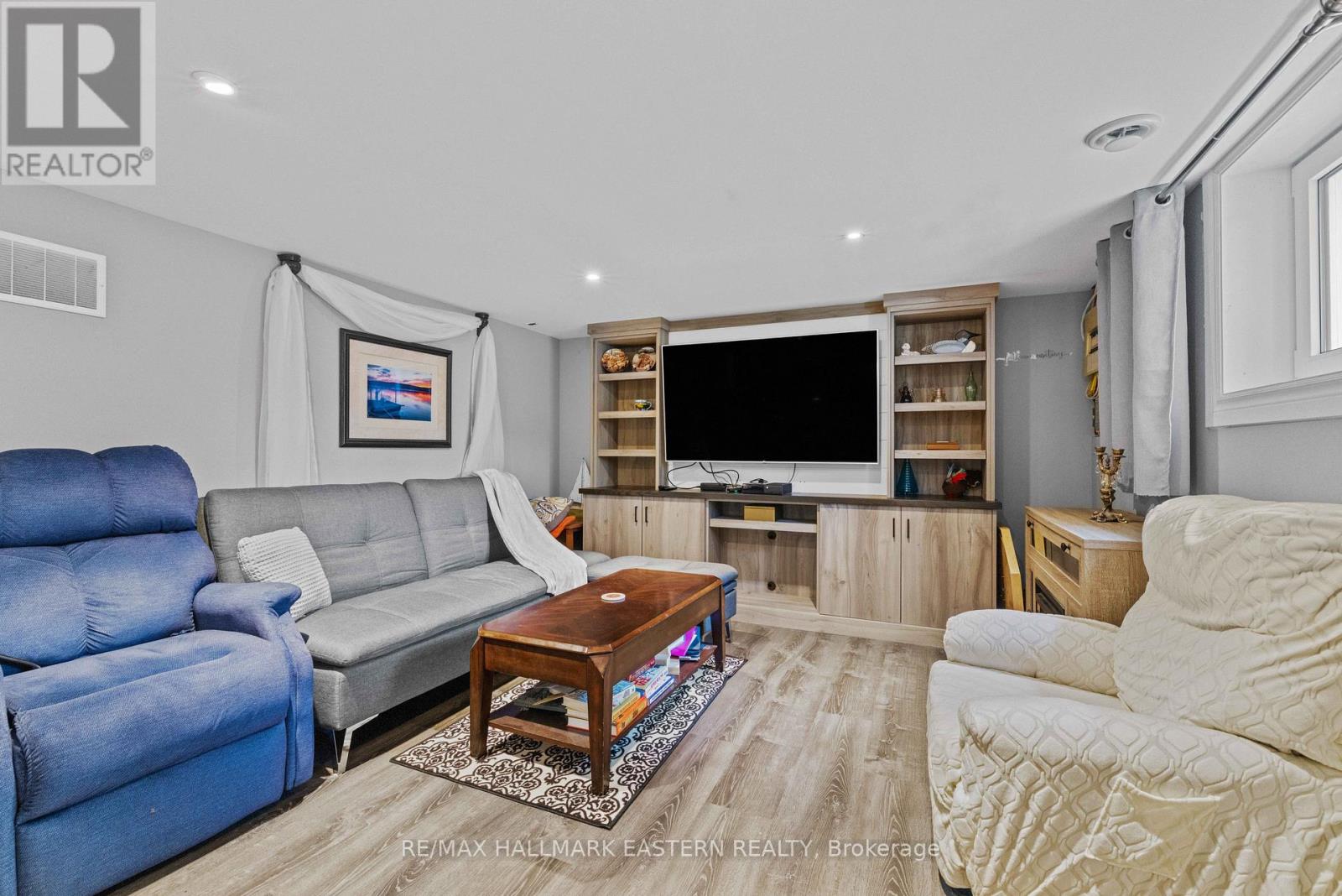 612 CRAWFORD DRIVE - 23
