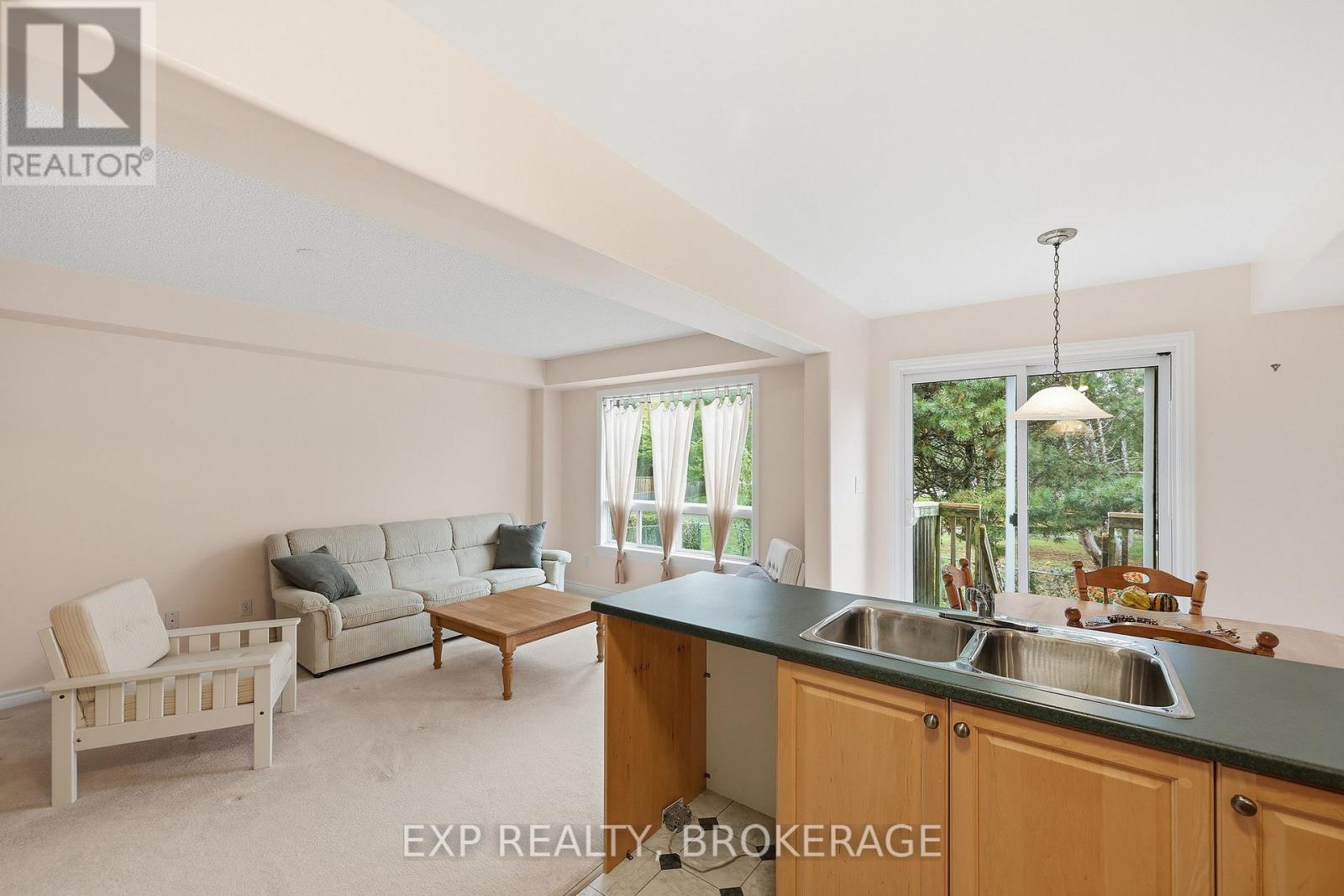 702 Maclean Court — photo 13