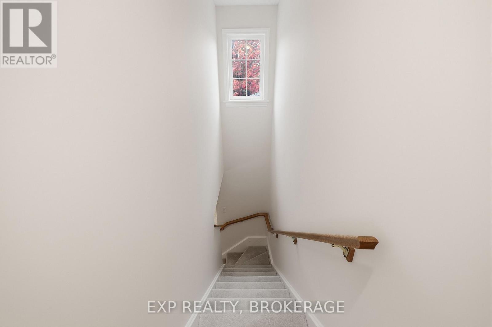 702 Maclean Court — photo 17