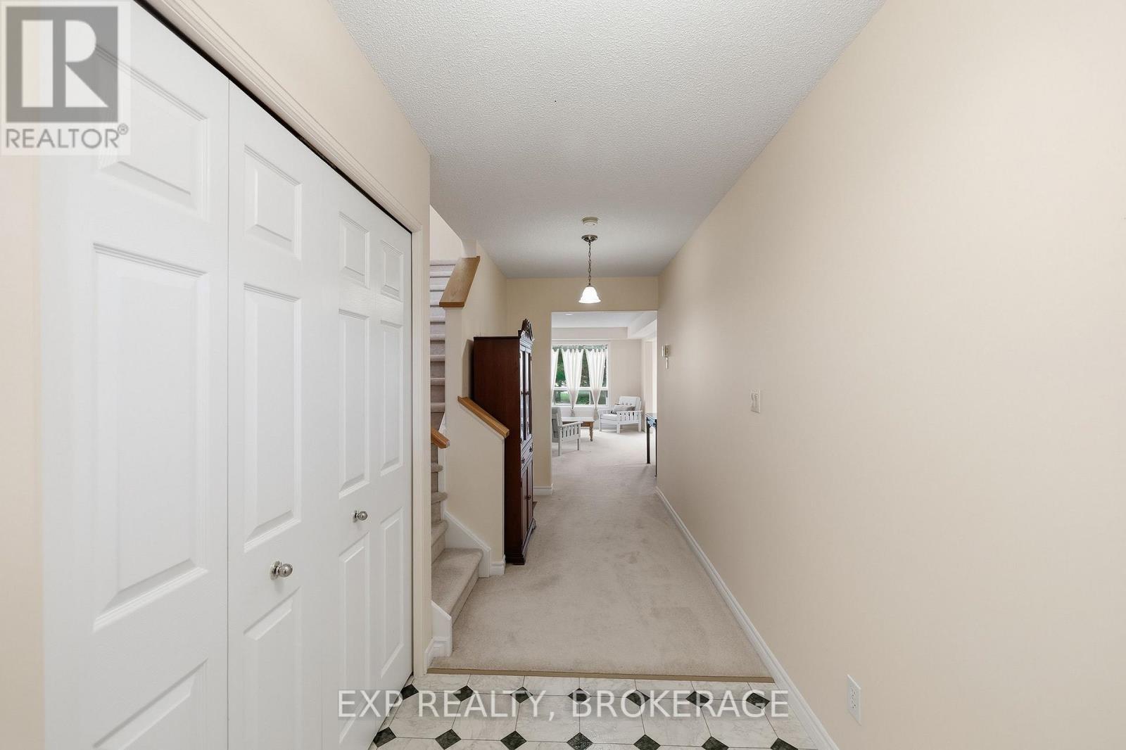 702 MACLEAN COURT, Kingston (Kingston East (Incl Barret Crt)) — photo 5
