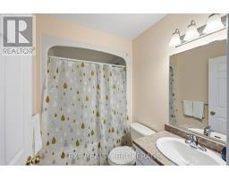 702 Maclean Court, Kingston), ON K7K7L8 Photo 23