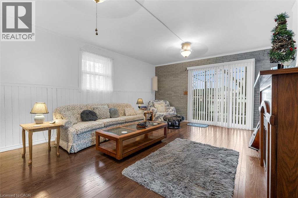 143 WALTER Avenue S - 13