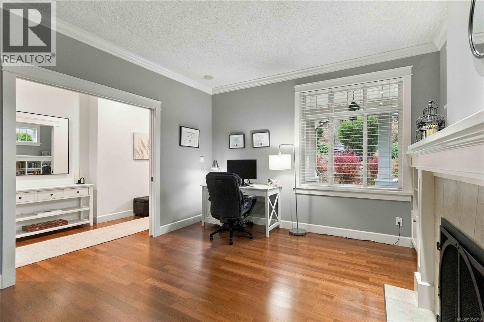  4529 Seawood Terrace, Saanich