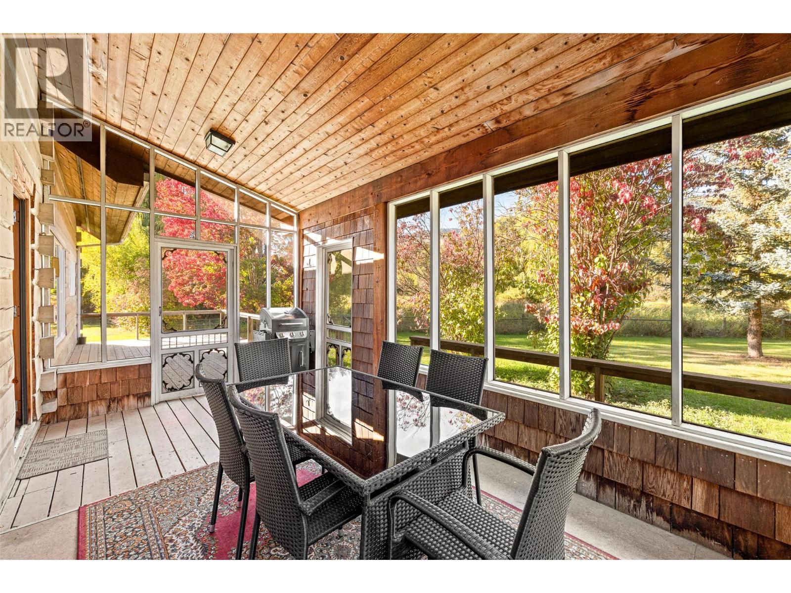 7001 Learmouth Road - 34