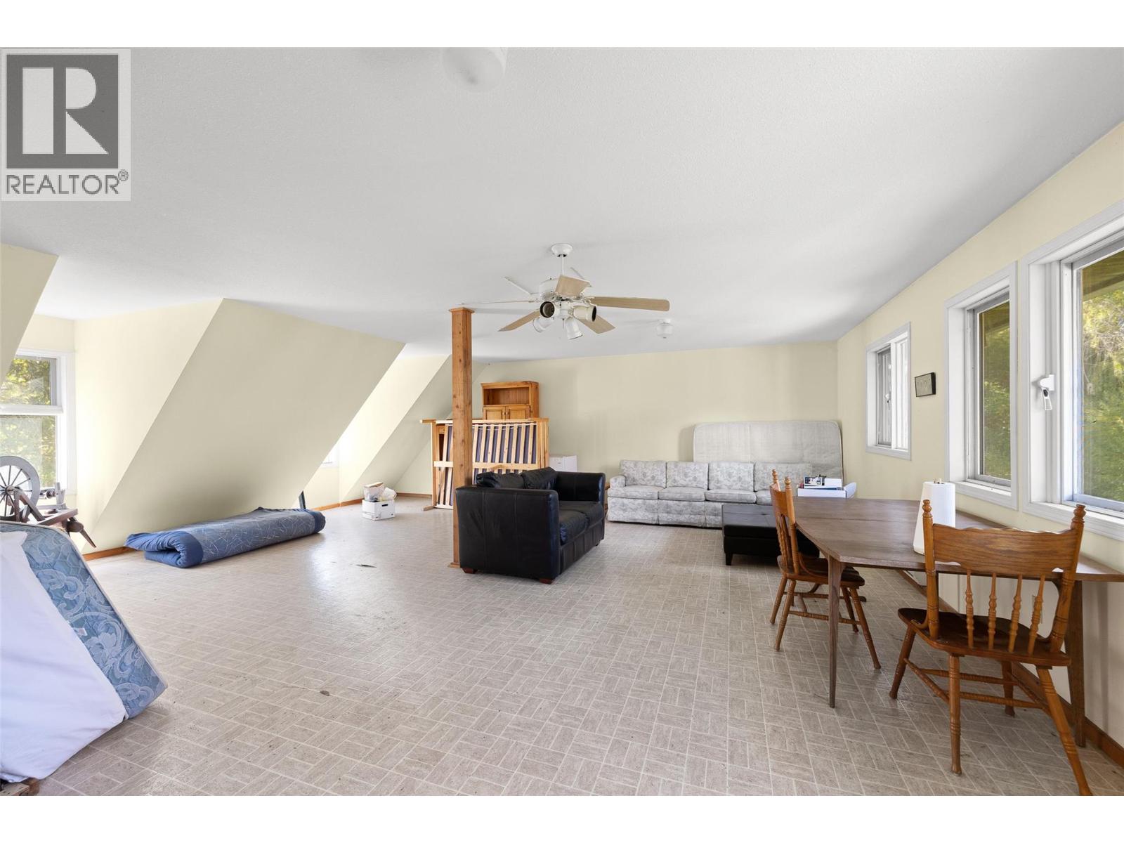 7001 Learmouth Road - 50
