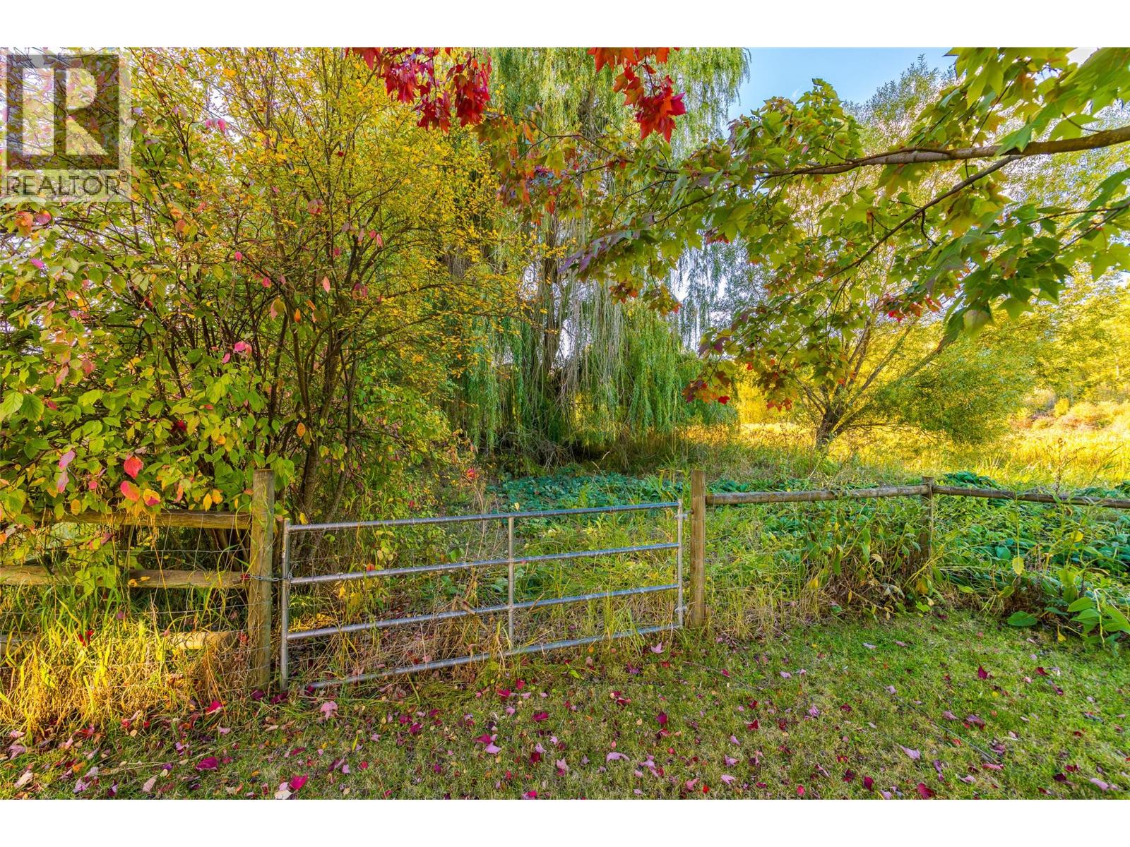 7001 Learmouth Road - 63
