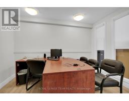 1901 Bank Street, Ottawa, ON K1V8A1 Photo 8