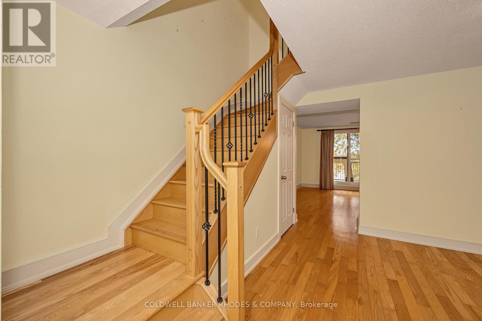250 Fountain Place — photo 16