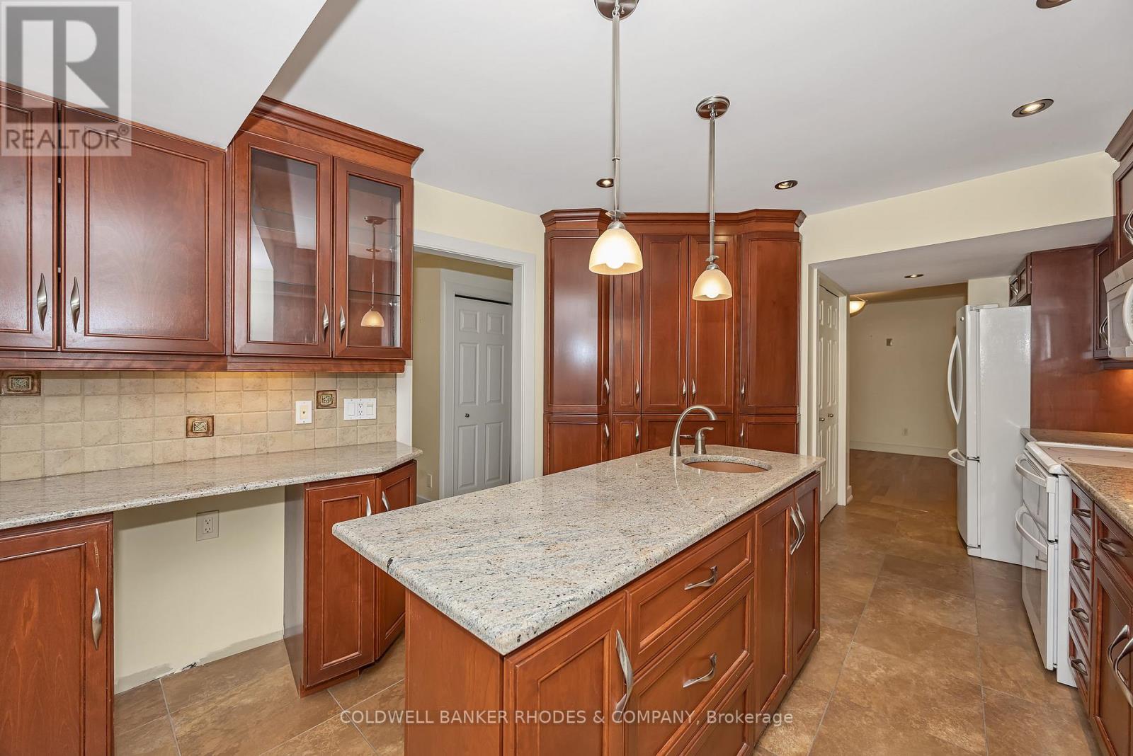 122D - 250 FOUNTAIN PLACE, Ottawa — photo 5