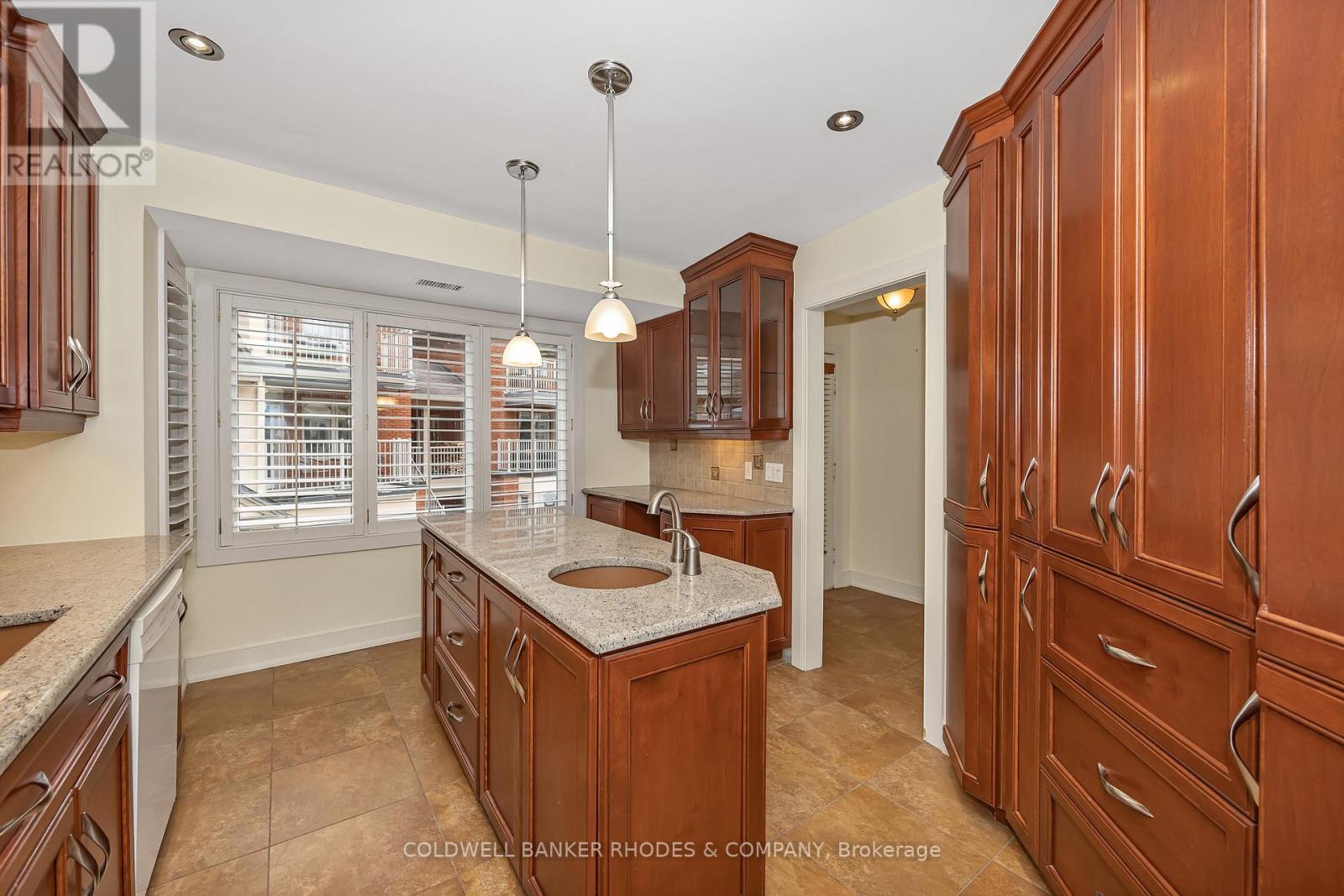 122D - 250 FOUNTAIN PLACE, Ottawa — photo 7