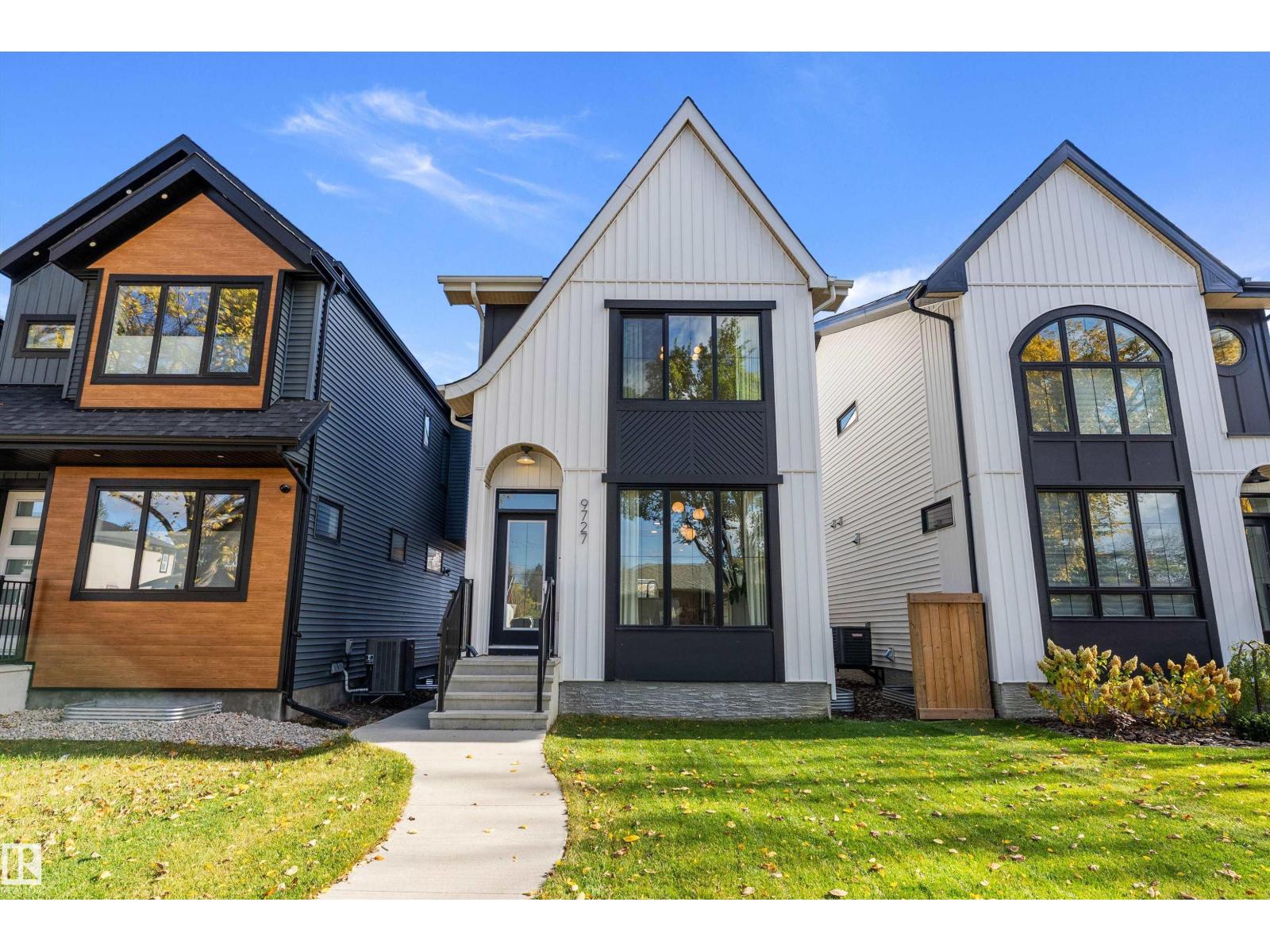 9727 153 ST NW, Edmonton, Alberta, T5P2A4