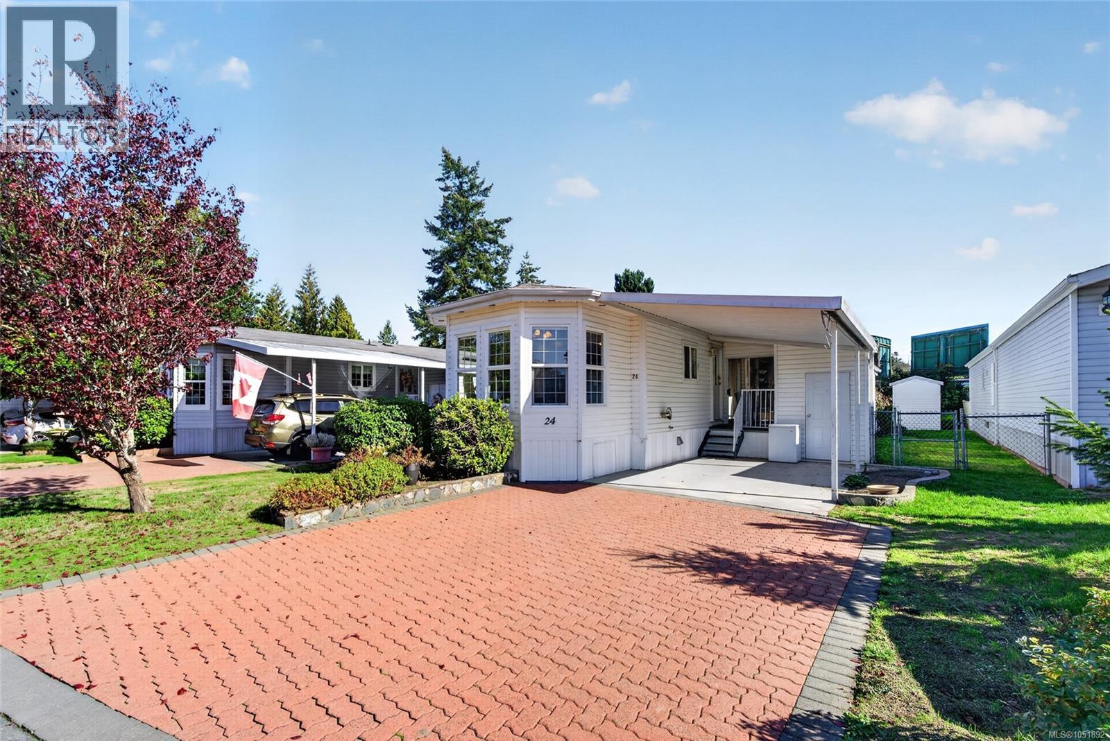 #24 7401 Central Saanich Rd - 2