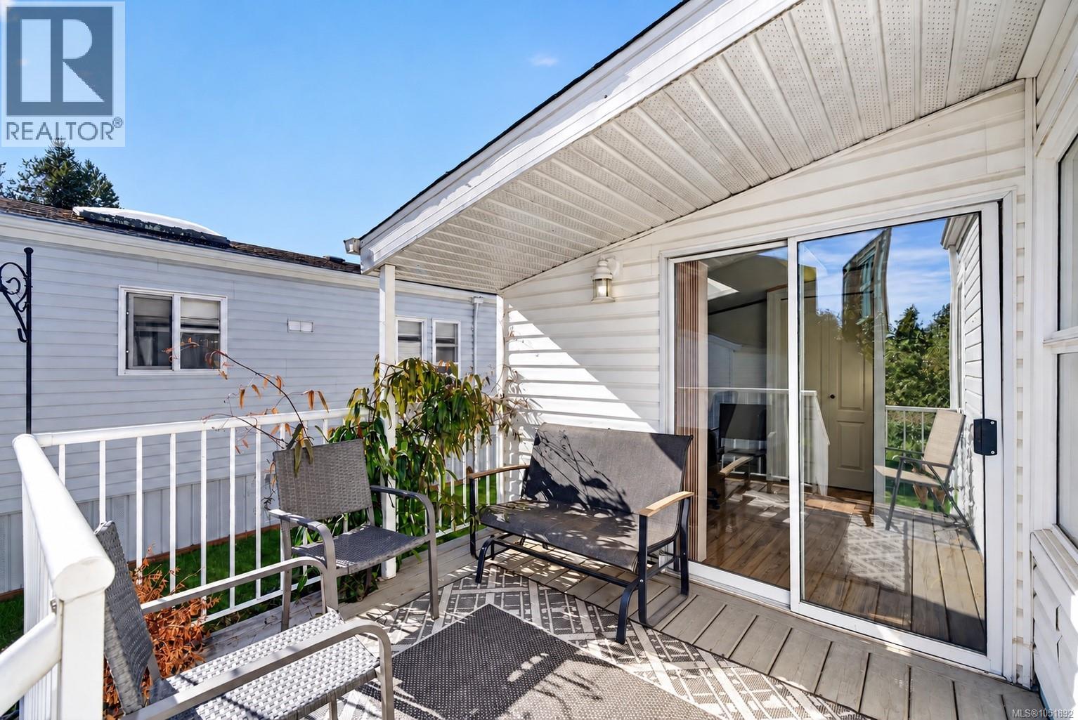 #24 7401 Central Saanich Rd - 28