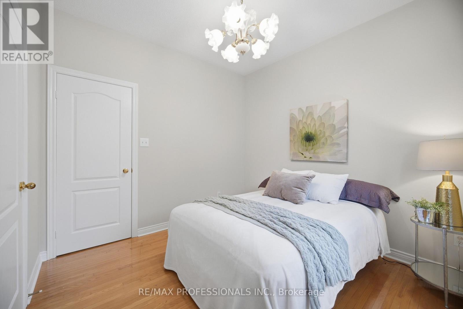 8 Piper Court, Vaughan, ON photo 25