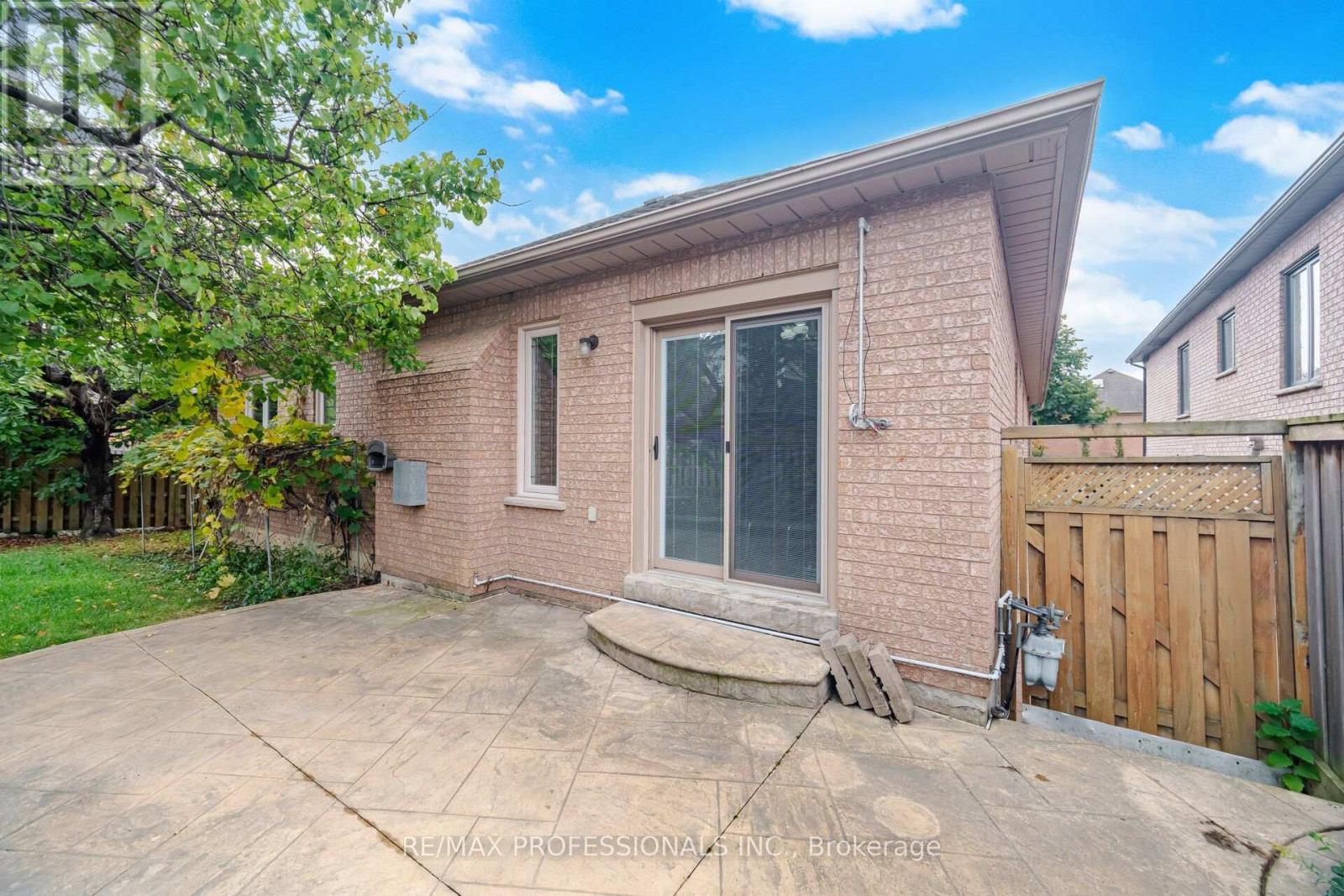 8 Piper Court, Vaughan, ON photo 42