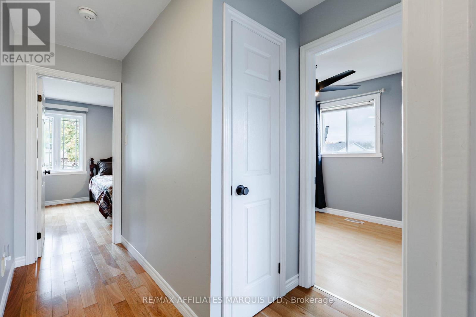 361 ANGELA CRESCENT - 19