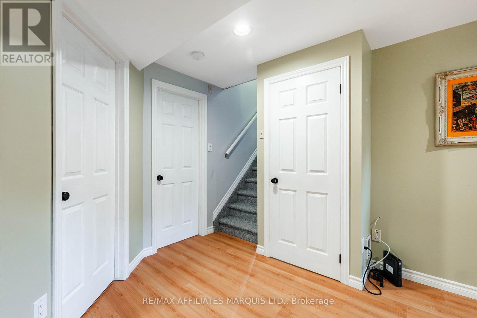 361 ANGELA CRESCENT - 27