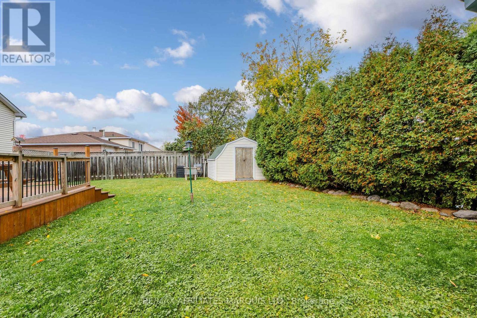 361 ANGELA CRESCENT - 39