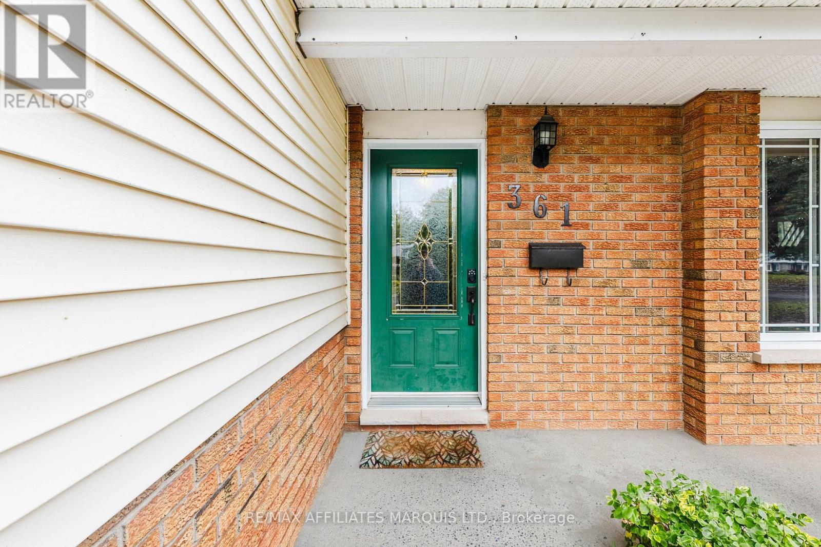 361 ANGELA CRESCENT, Cornwall — photo 5
