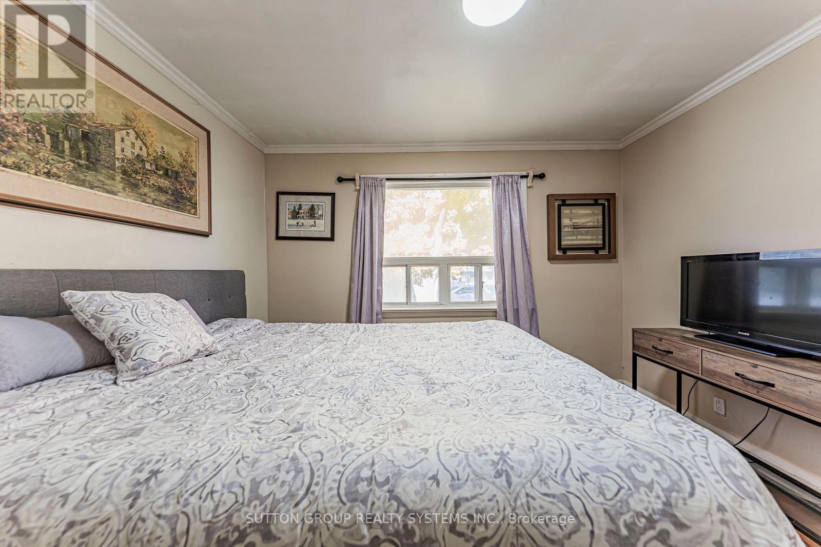 22 Arletta Street, Halton Hills, ON photo 18