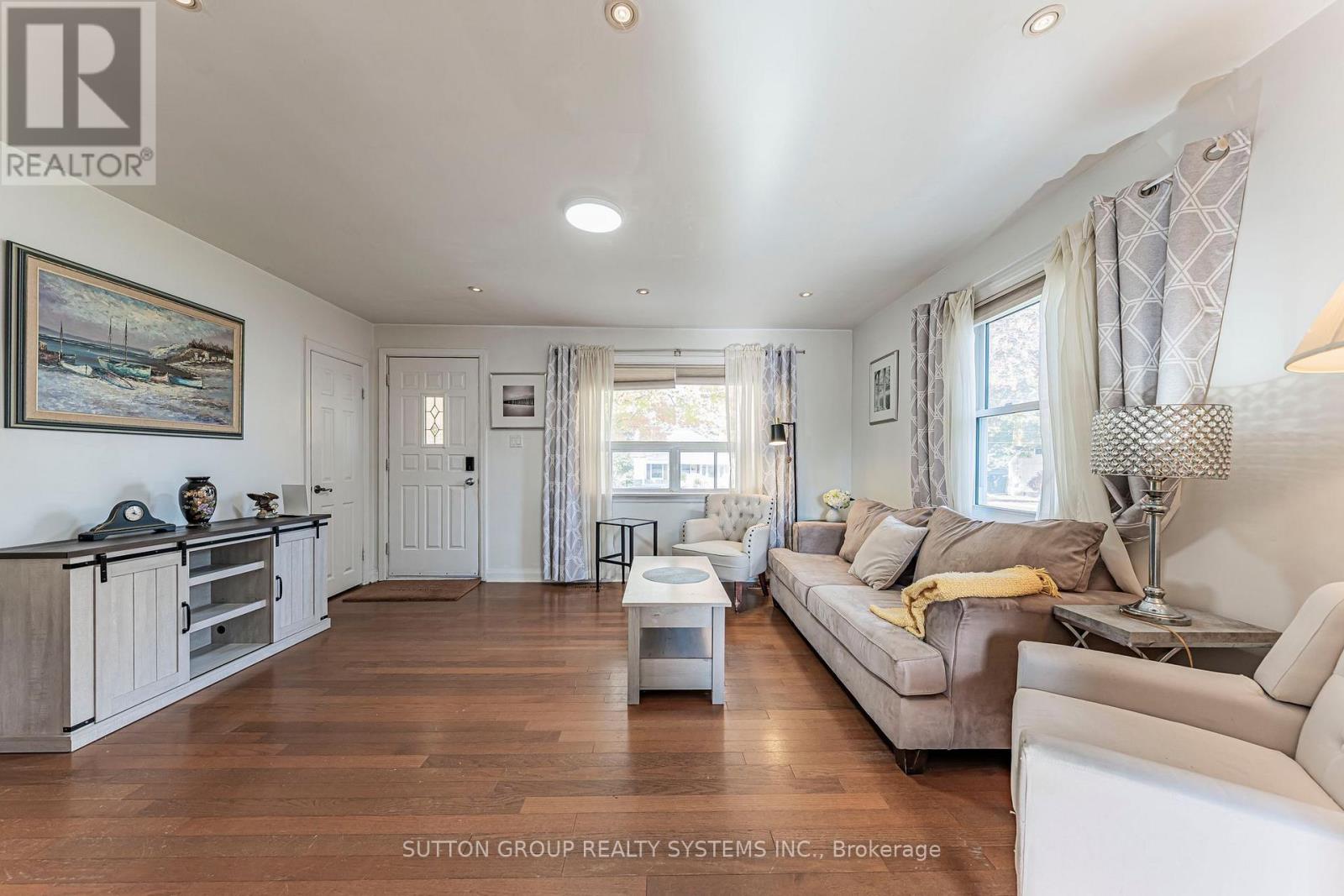 22 Arletta Street, Halton Hills, ON photo 6