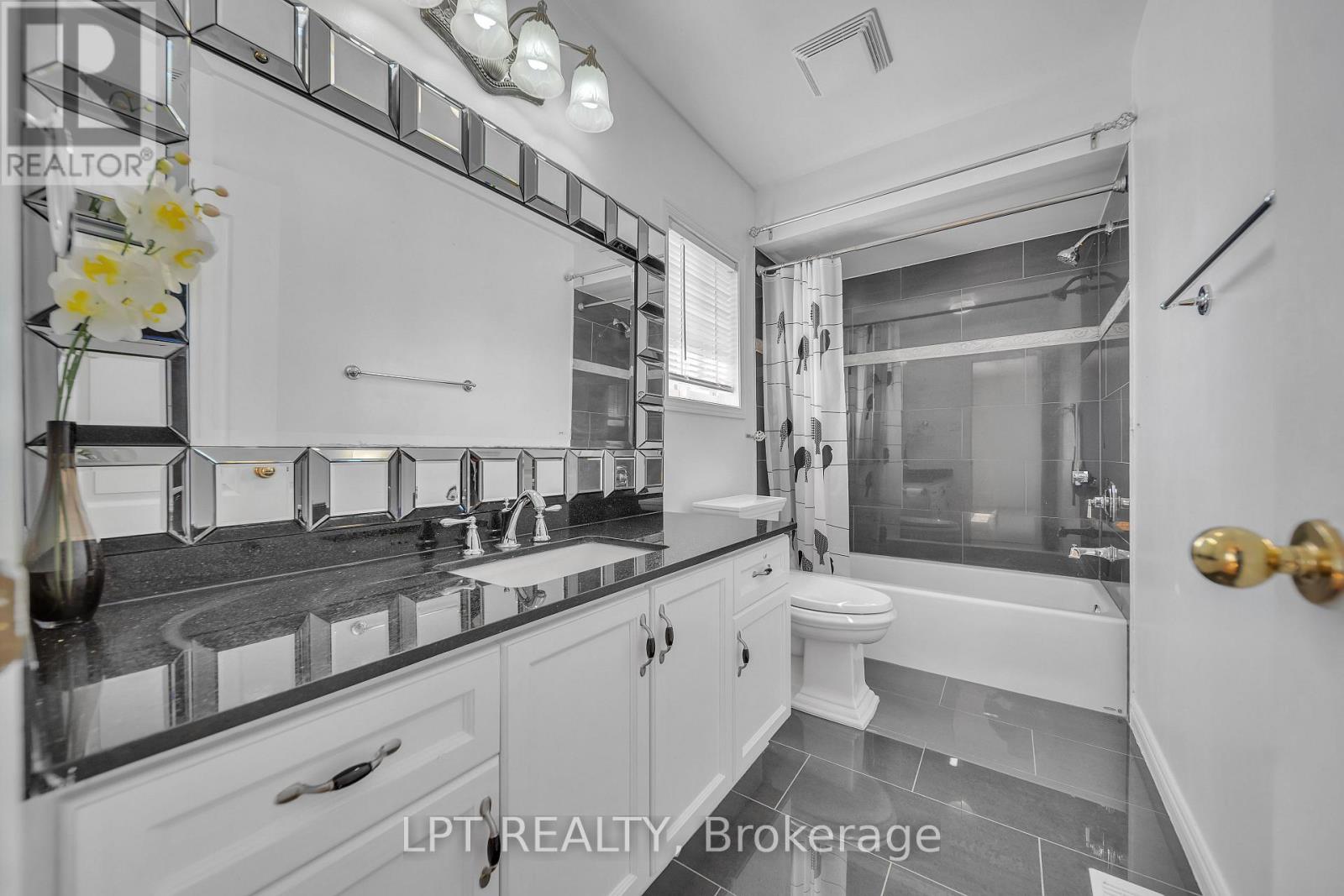 83 River Rock Crescent — photo 27