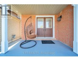 83 River Rock Crescent, Brampton, ON L7A2W5 Photo 6