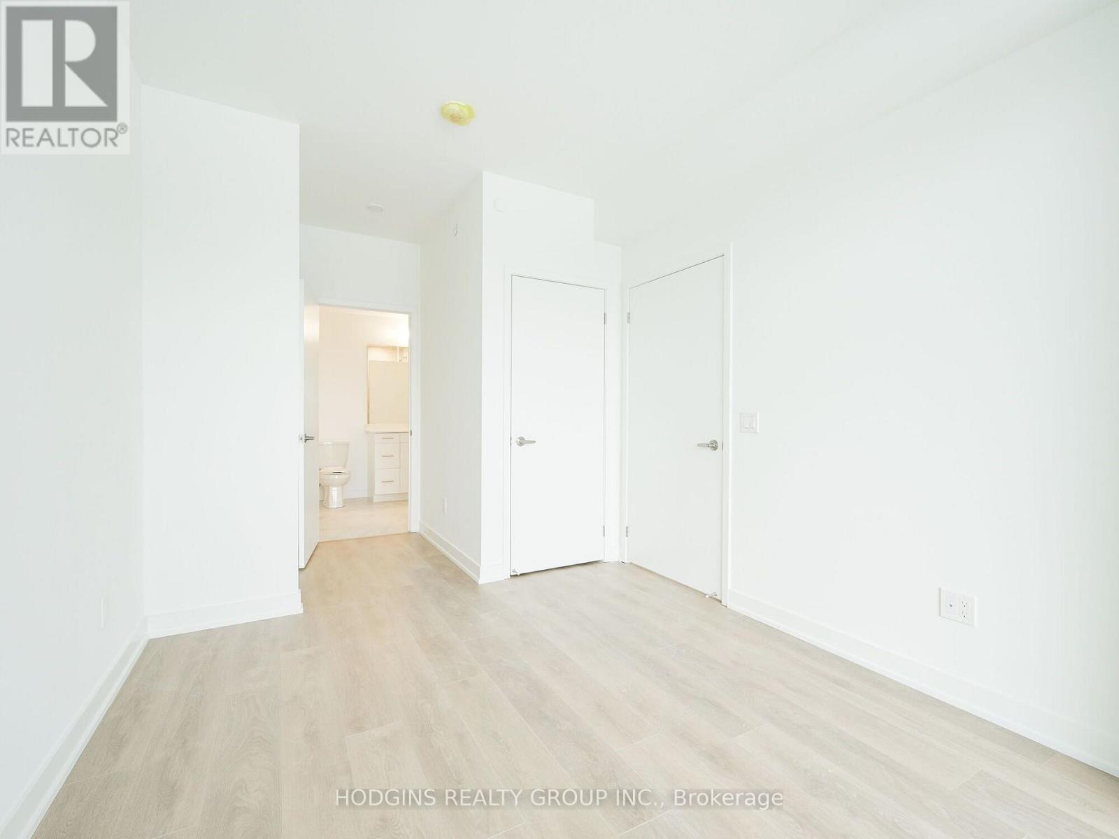 1035 Southdown Road — photo 13